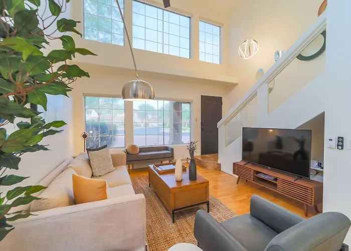 Westworld, Tpc Golf, Hiking In Your Backyard! Holiday home Scottsdale